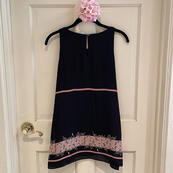 Max Studio top - Picture 2 of 2